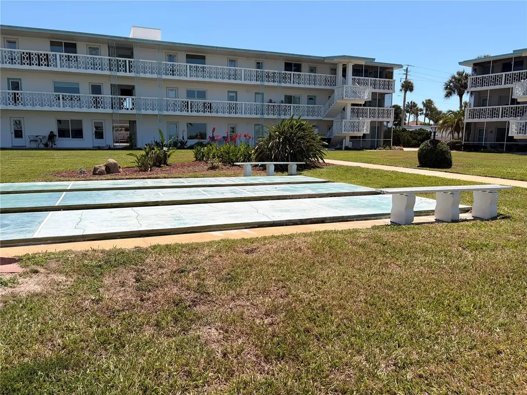 3009 N Halifax Avenue Daytona Beach FL 32118