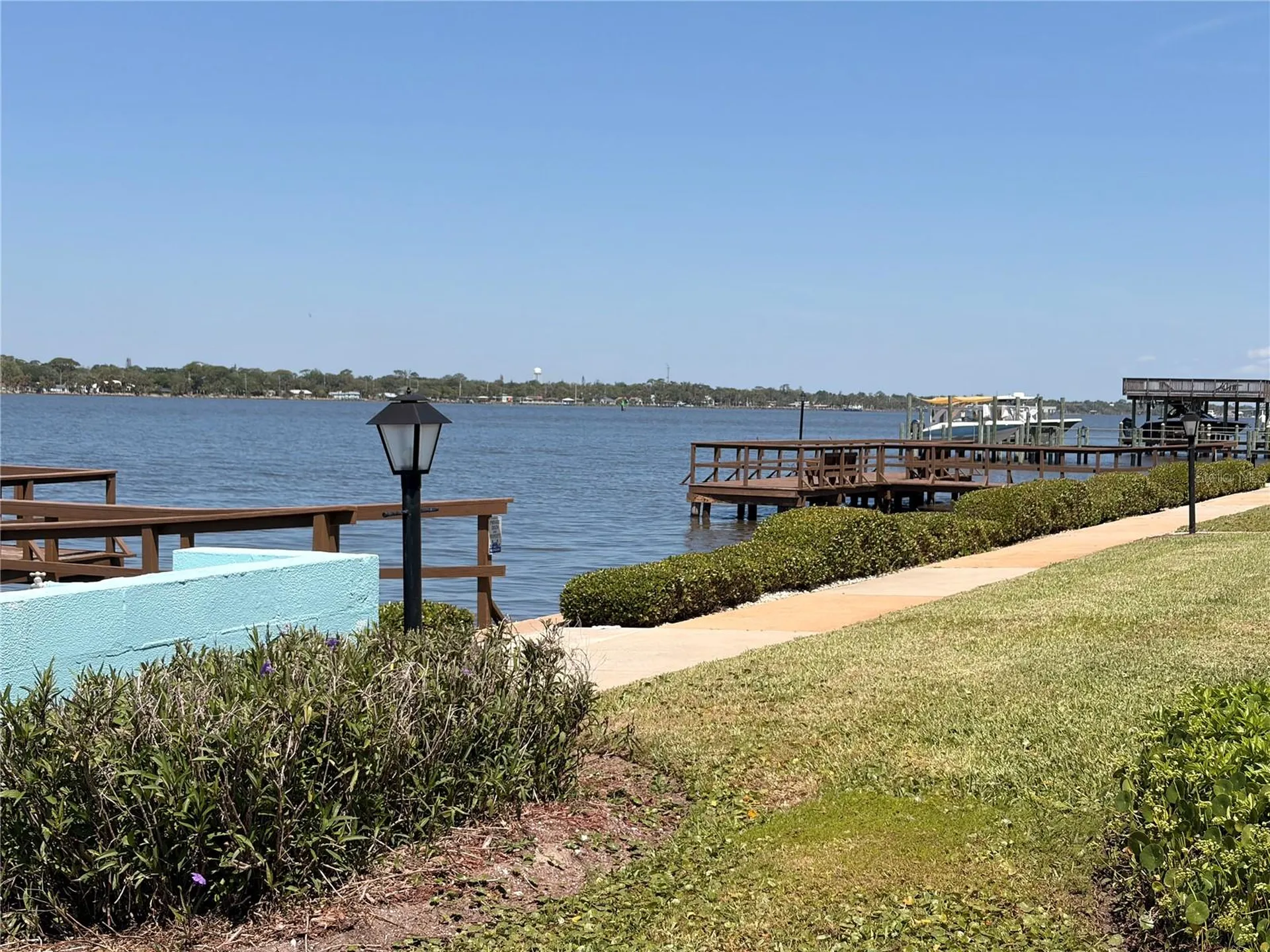 3009 N Halifax Avenue Daytona Beach FL 32118