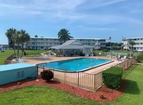 3009 N Halifax Avenue Daytona Beach FL 32118