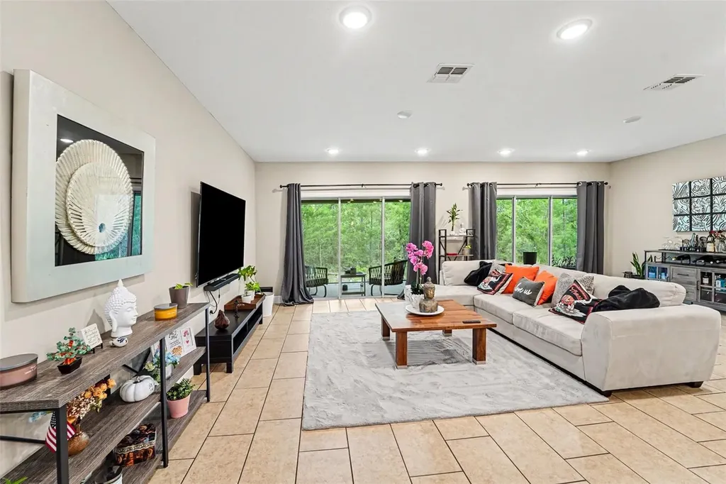 15 Lone Pine Street Homosassa FL 34446