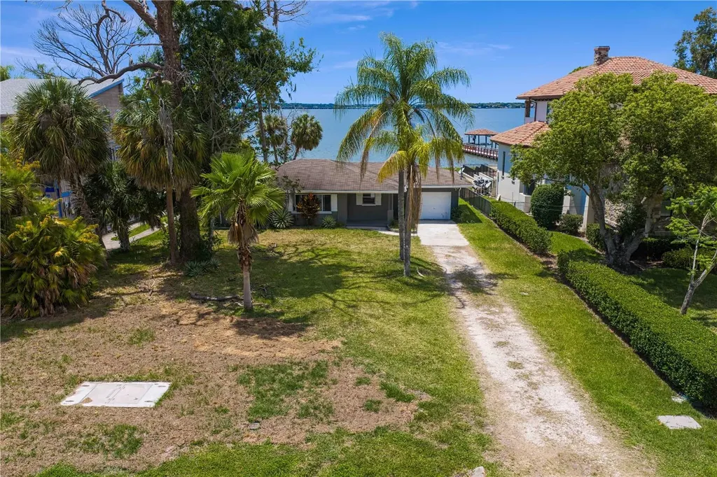 506 Shore Drive E Oldsmar FL 34677