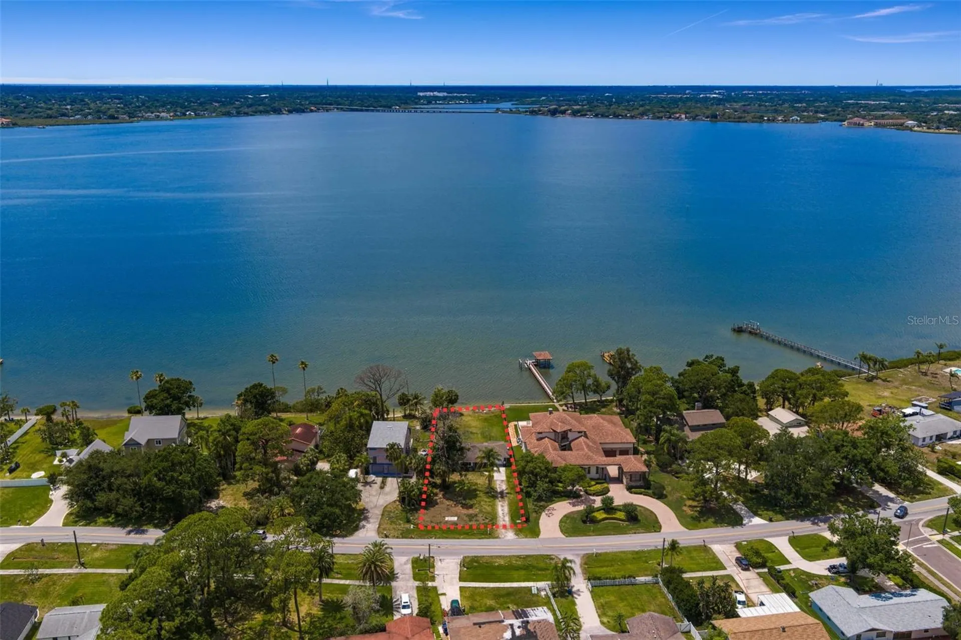 506 Shore Drive E Oldsmar FL 34677
