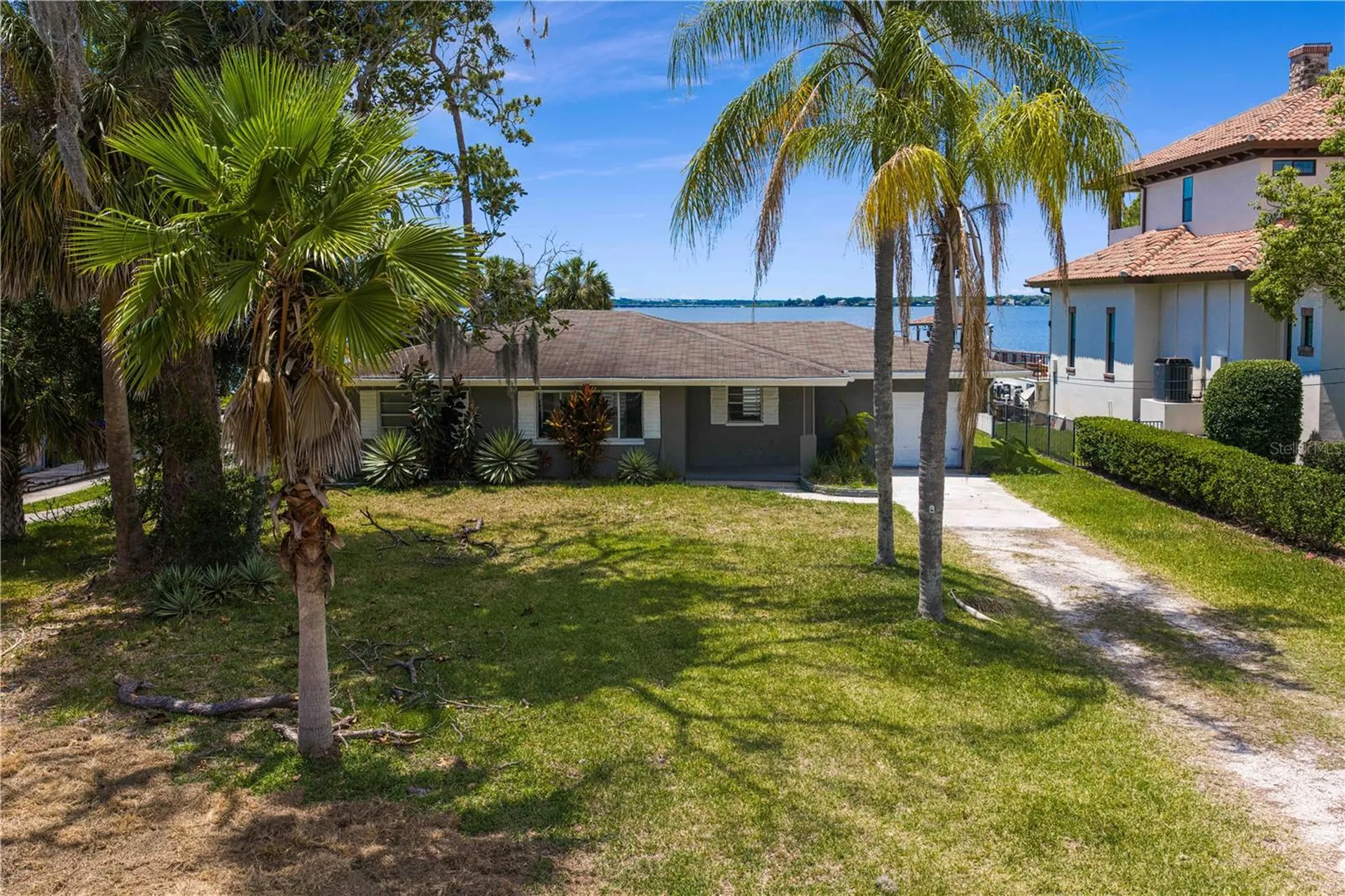 506 Shore Drive E Oldsmar FL 34677