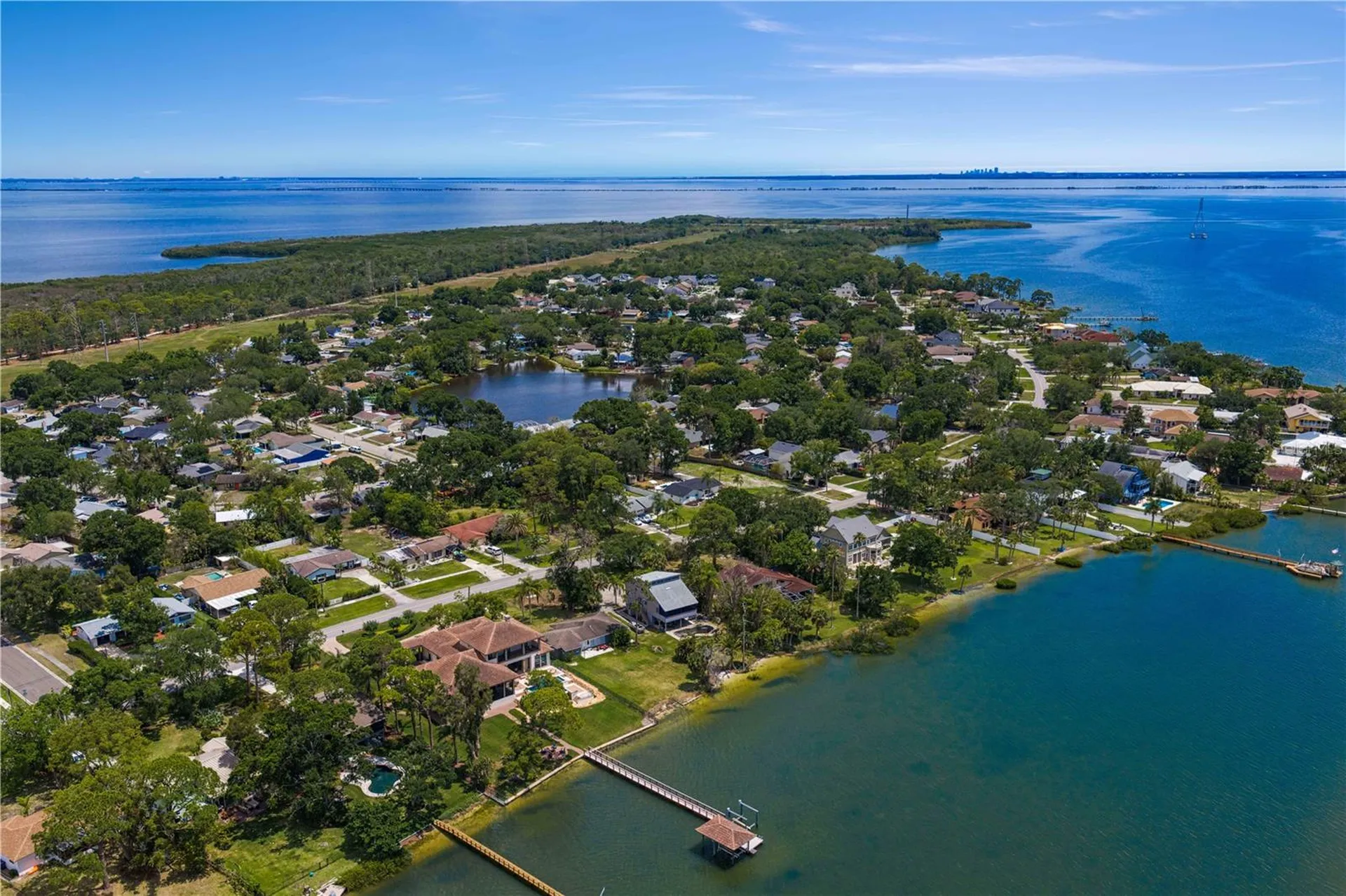 506 Shore Drive E Oldsmar FL 34677