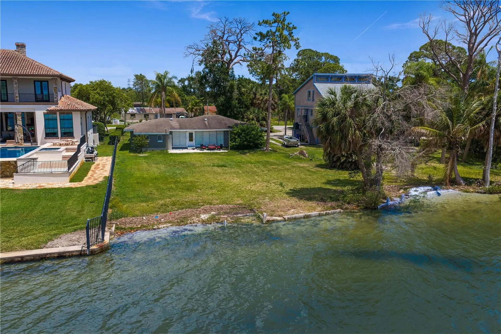 506 Shore Drive E Oldsmar FL 34677