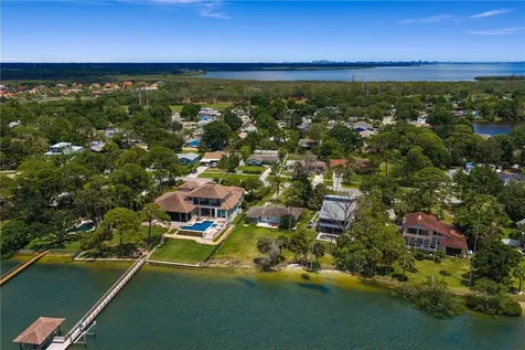 506 Shore Drive E Oldsmar FL 34677