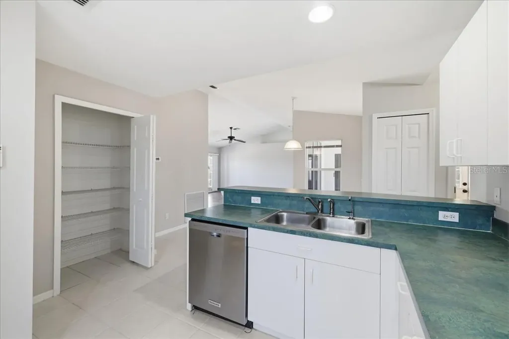 2245 SW 1st Terrace Cape Coral FL 33991