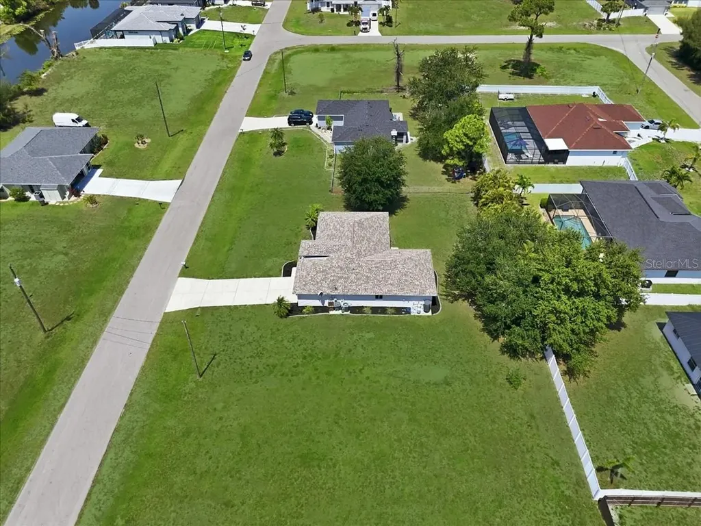 2245 SW 1st Terrace Cape Coral FL 33991