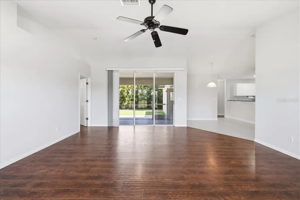 2245 SW 1st Terrace Cape Coral FL 33991