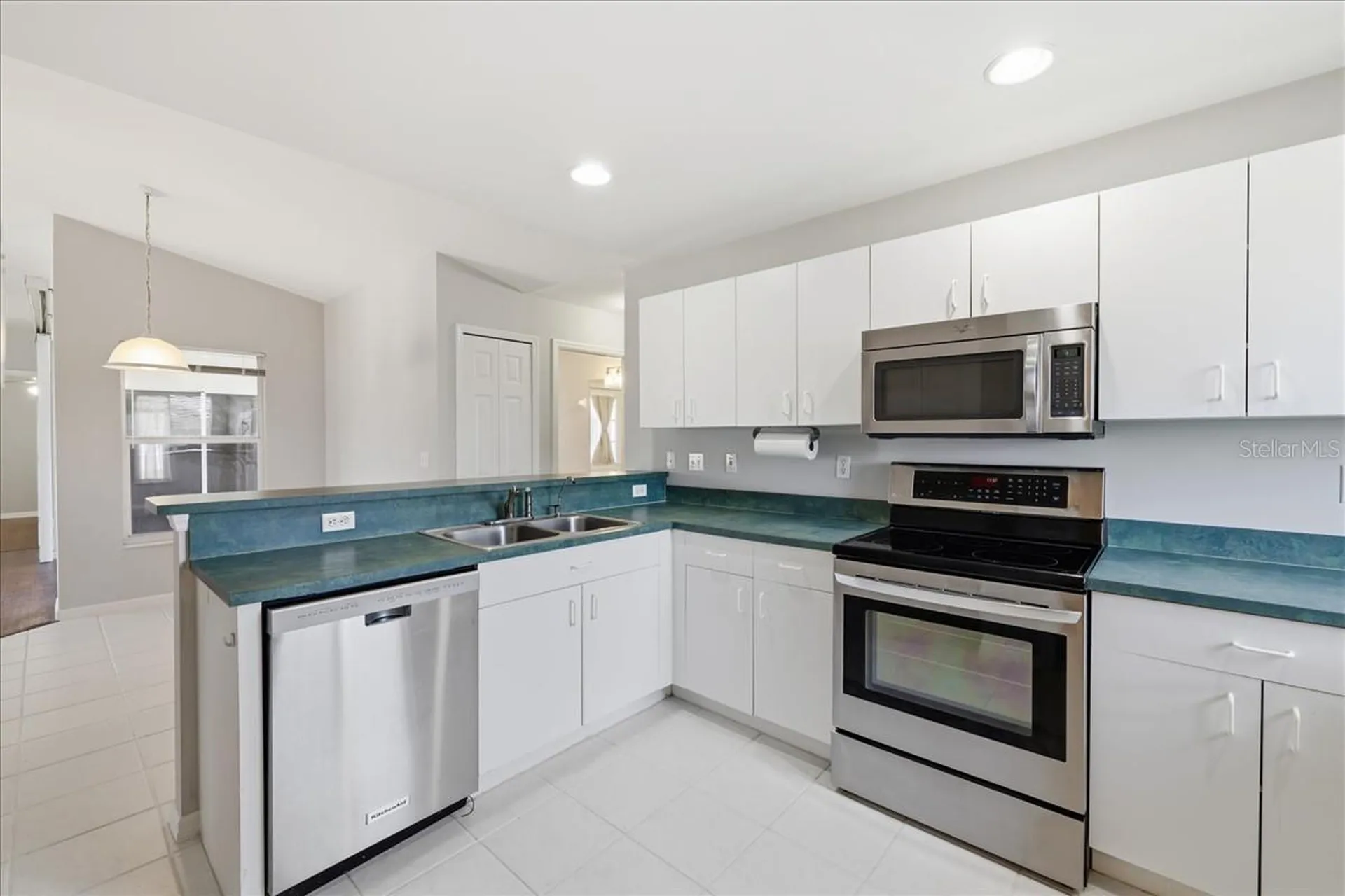 2245 SW 1st Terrace Cape Coral FL 33991