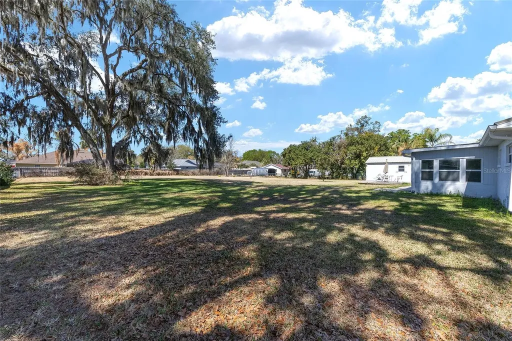 10350 SE 43rd Court Belleview FL 34420