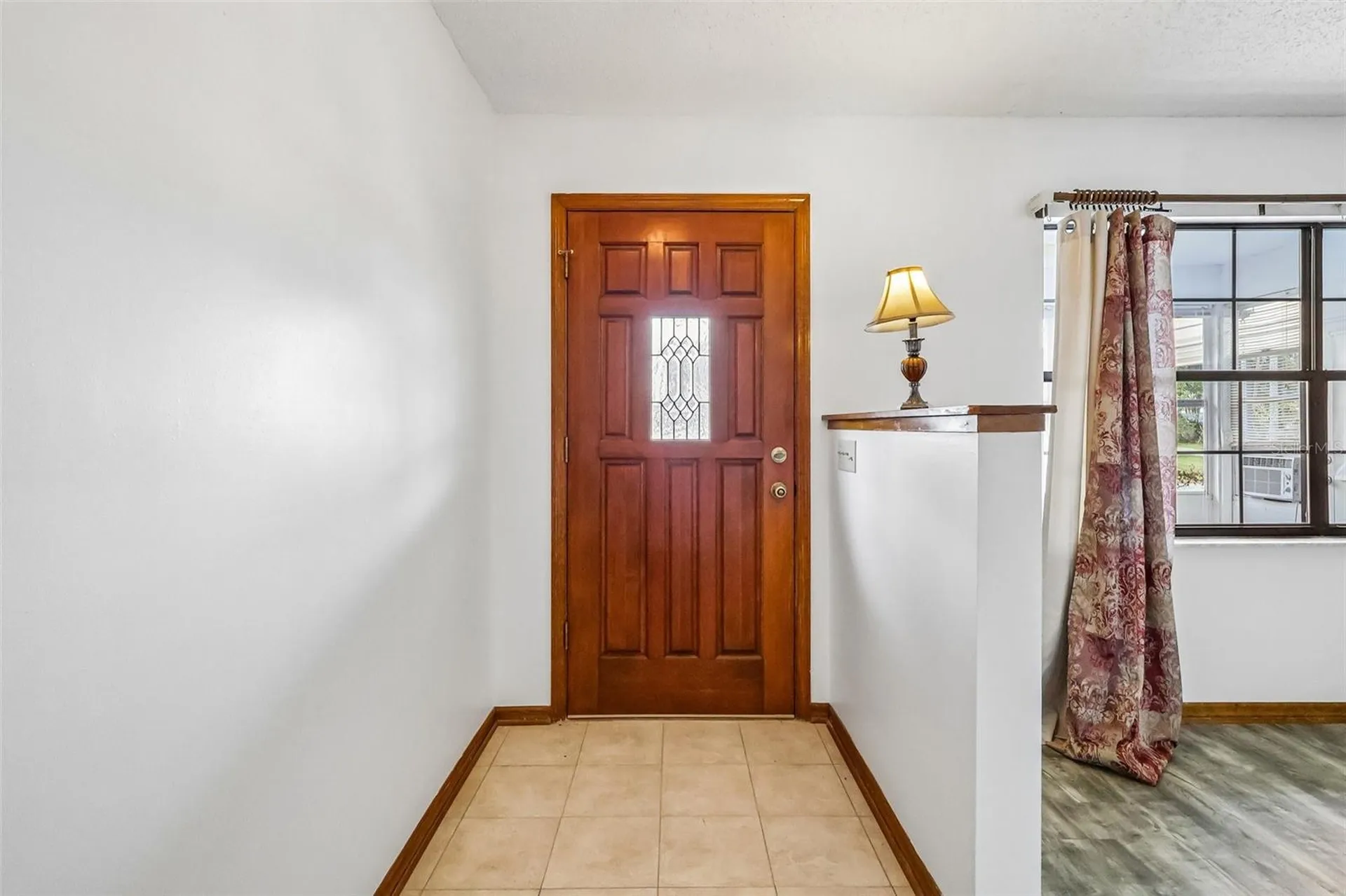 931 Cr 457a Lake Panasoffkee FL 33538