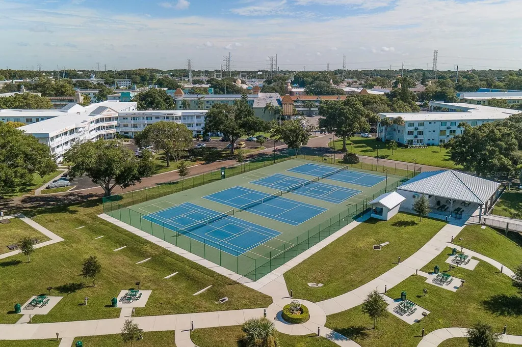 2451 Canadian Way Clearwater FL 33763