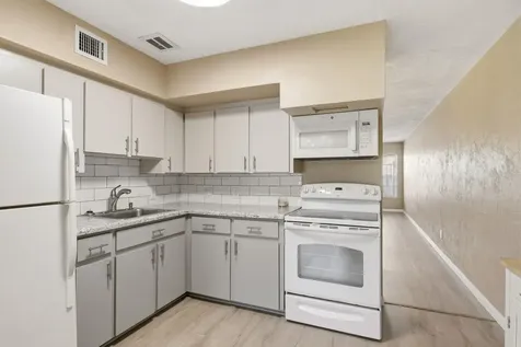 2451 Canadian Way Clearwater FL 33763