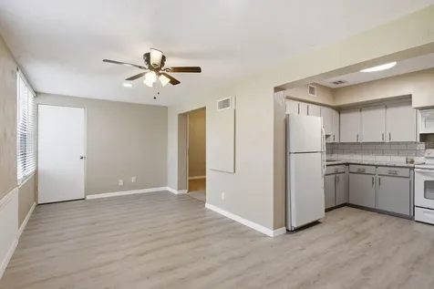 2451 Canadian Way Clearwater FL 33763