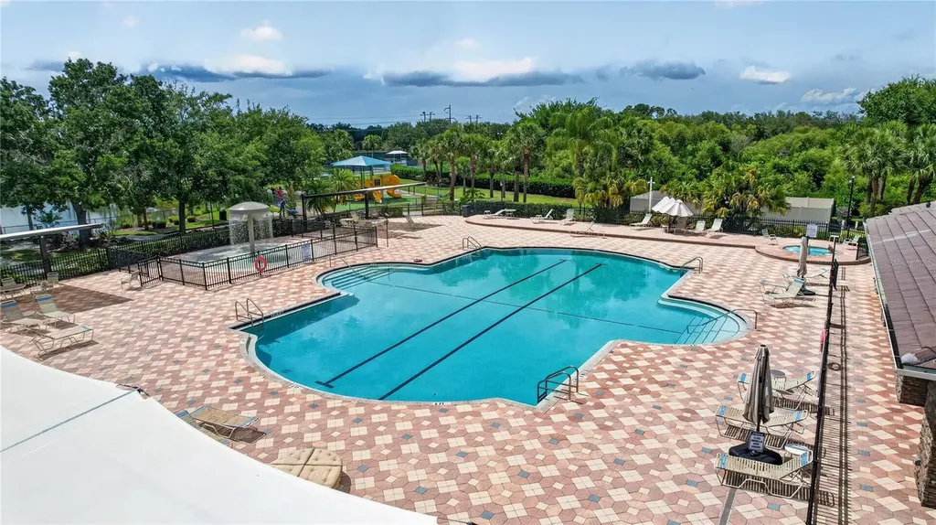 915 Fairwaycove Lane Bradenton FL 34212
