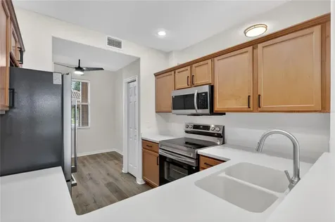915 Fairwaycove Lane Bradenton FL 34212
