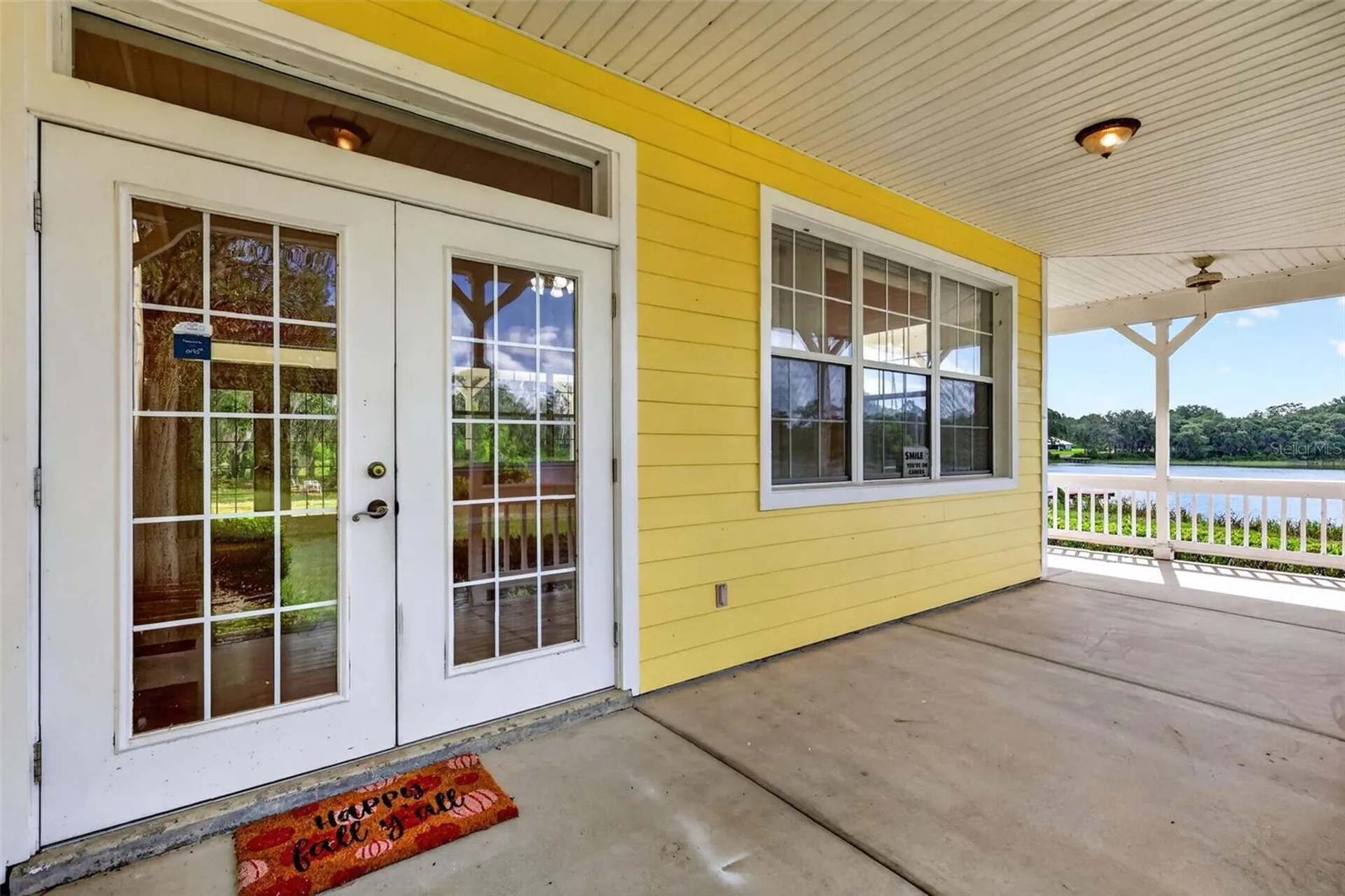 493 Malauka Loop Ocklawaha FL 32179