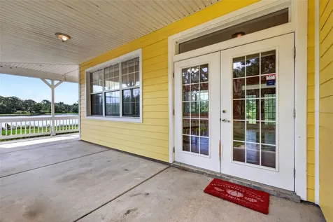 493 Malauka Loop Ocklawaha FL 32179