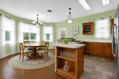 493 Malauka Loop Ocklawaha FL 32179