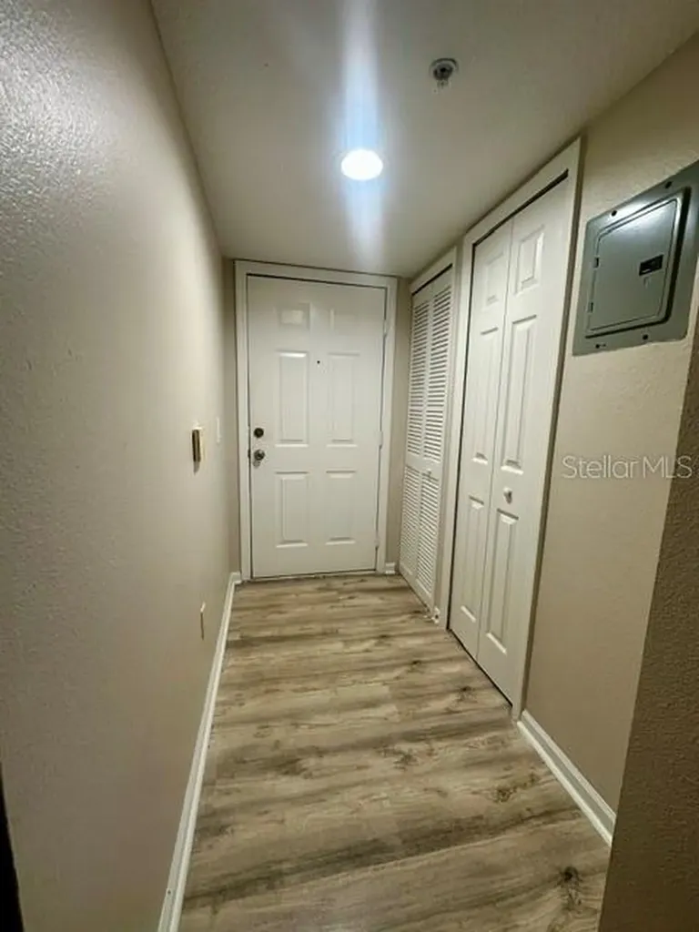 725 Crest Pines Drive Orlando FL 32828