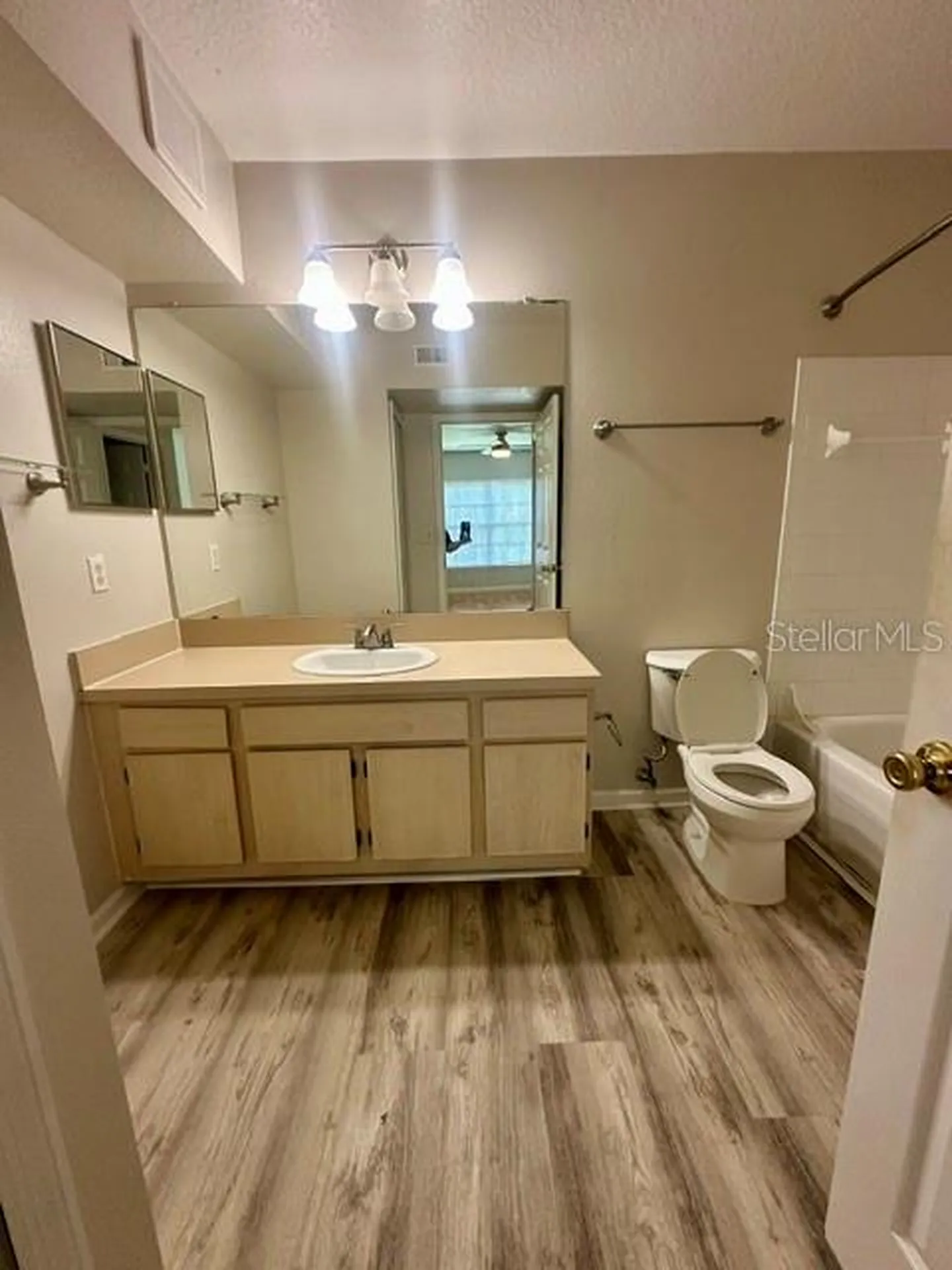 725 Crest Pines Drive Orlando FL 32828
