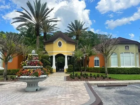 725 Crest Pines Drive Orlando FL 32828