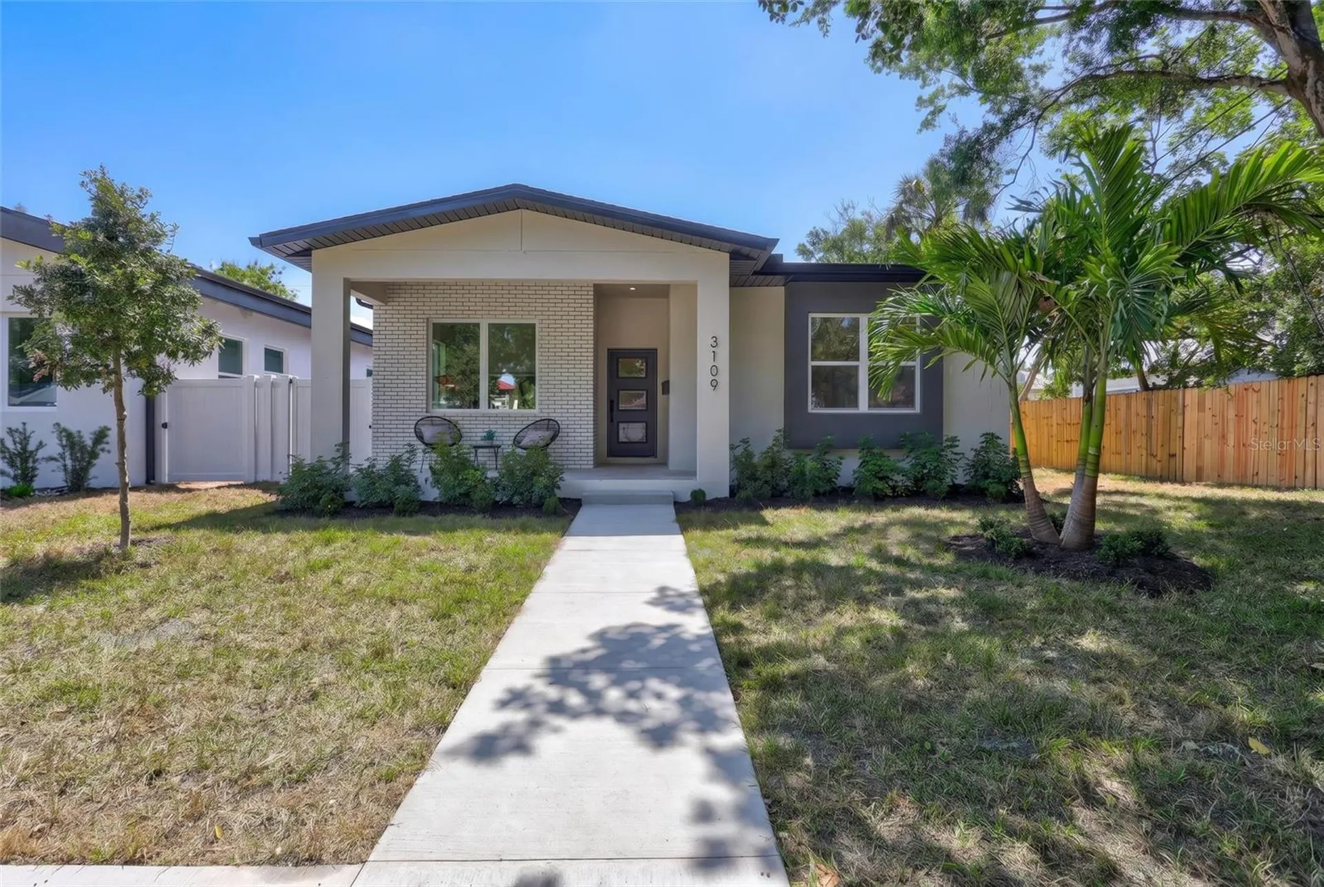 3109 Queen Street N St Petersburg FL 33713