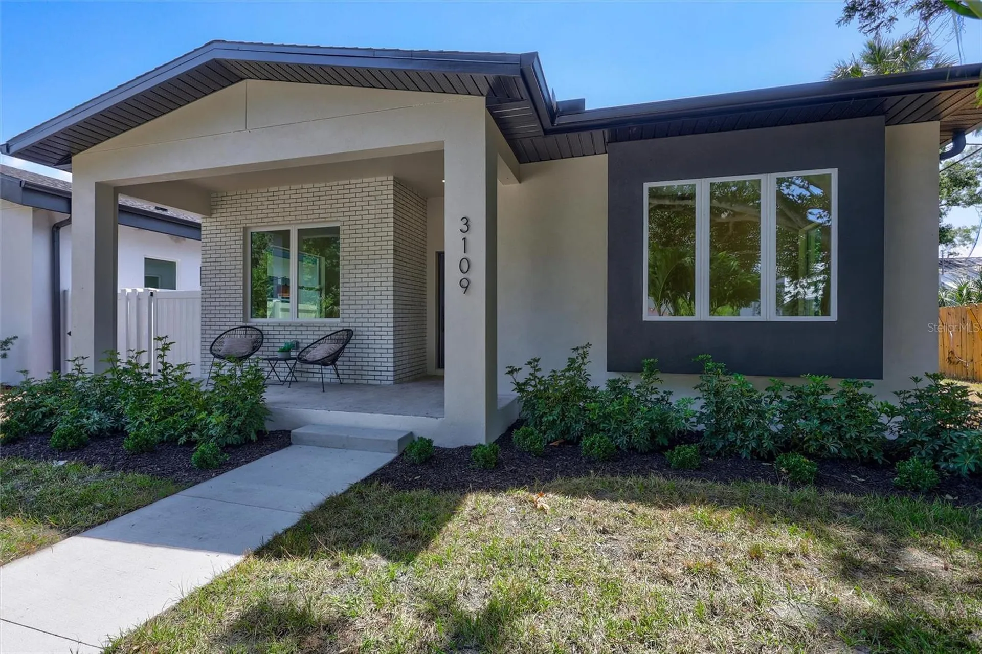 3109 Queen Street N St Petersburg FL 33713