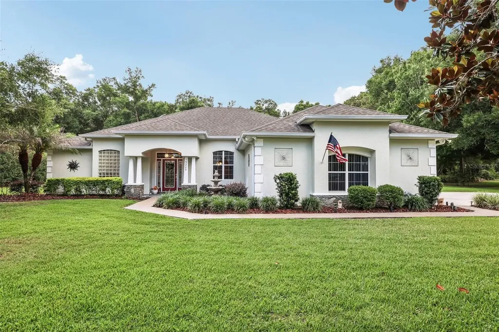 19200 Lake Swatara Drive Eustis FL 32736