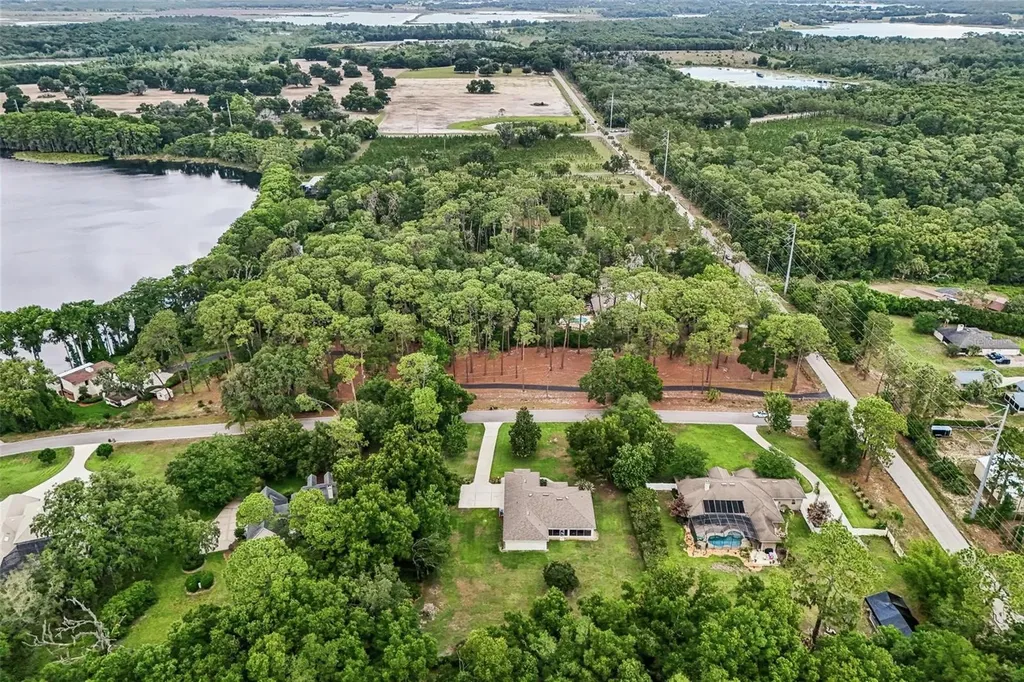 19200 Lake Swatara Drive Eustis FL 32736