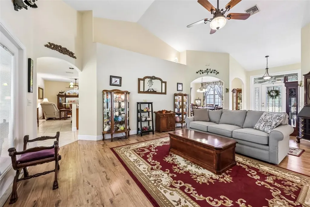 19200 Lake Swatara Drive Eustis FL 32736