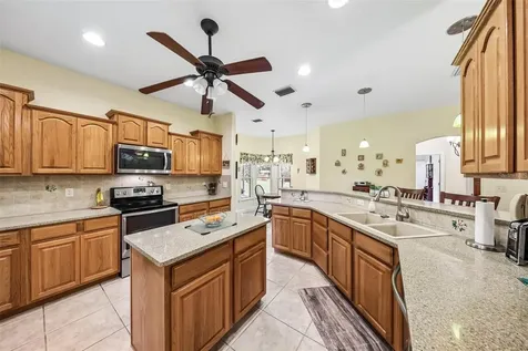 19200 Lake Swatara Drive Eustis FL 32736