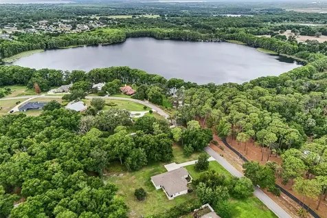 19200 Lake Swatara Drive Eustis FL 32736