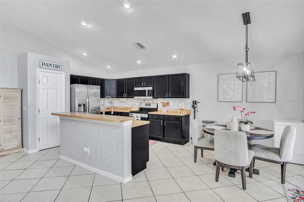 8335 Adele Road Lakeland FL 33810