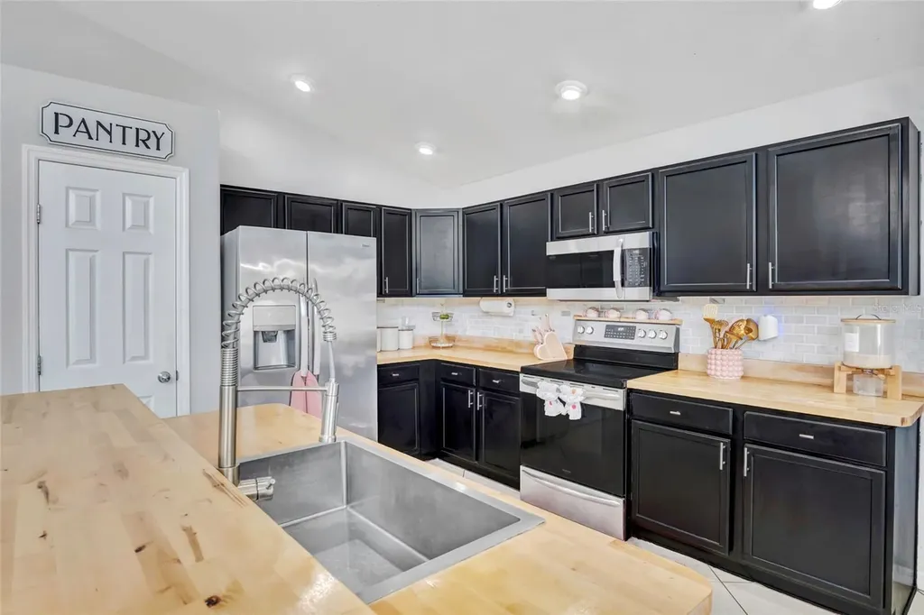 8335 Adele Road Lakeland FL 33810