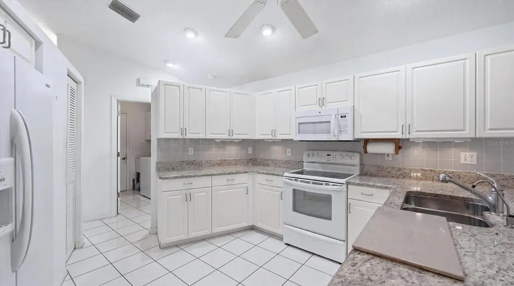 6157 55th Avenue Circle E Bradenton FL 34203
