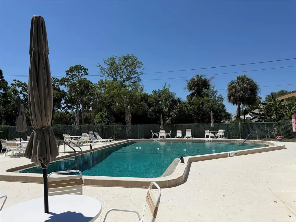 2926 63rd Street W Bradenton FL 34209