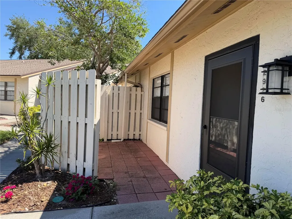 2926 63rd Street W Bradenton FL 34209