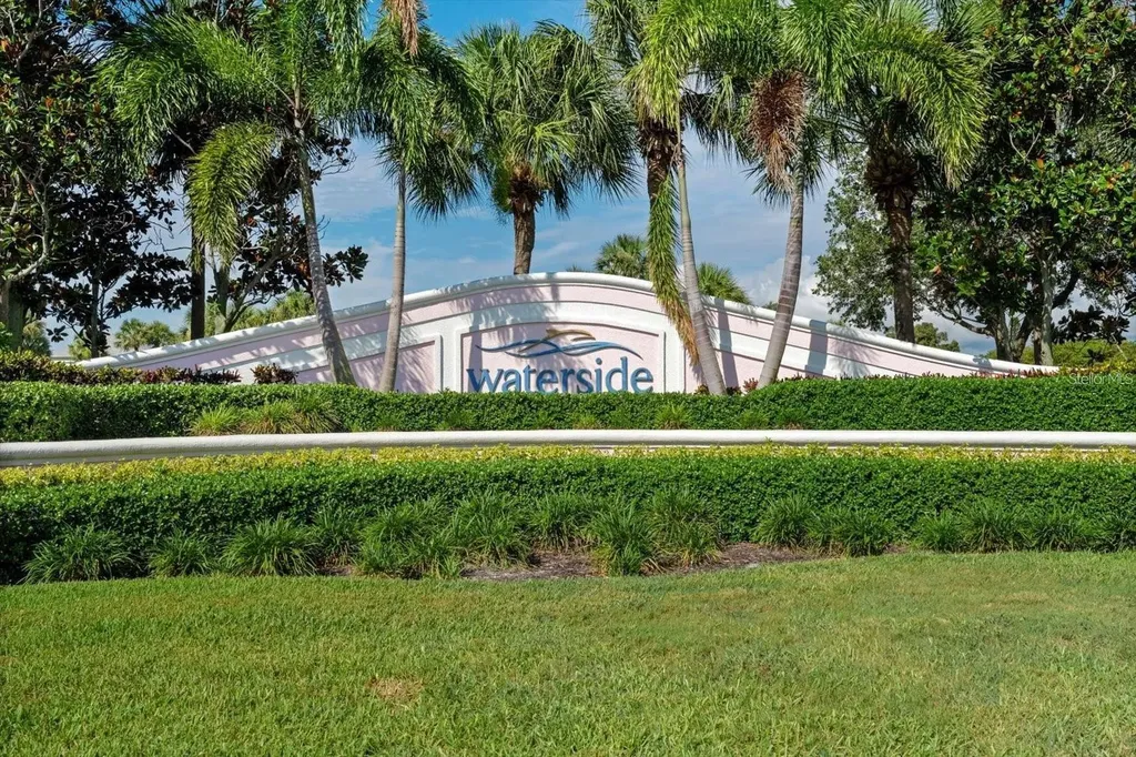 5110 Coquina Key Drive SE St Petersburg FL 33705