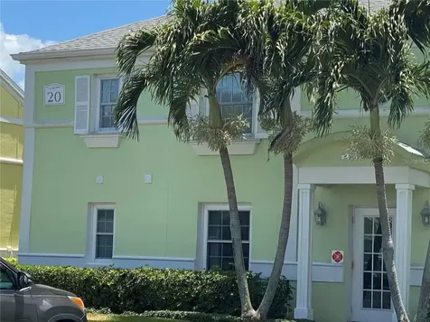 5110 Coquina Key Drive SE St Petersburg FL 33705