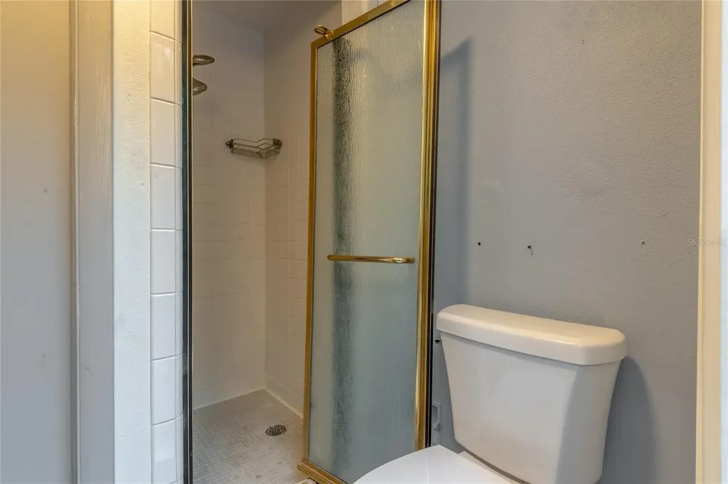 518 Crestover Drive Tampa FL 33617
