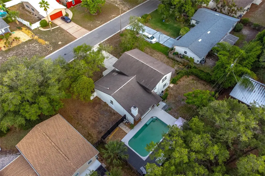 518 Crestover Drive Tampa FL 33617
