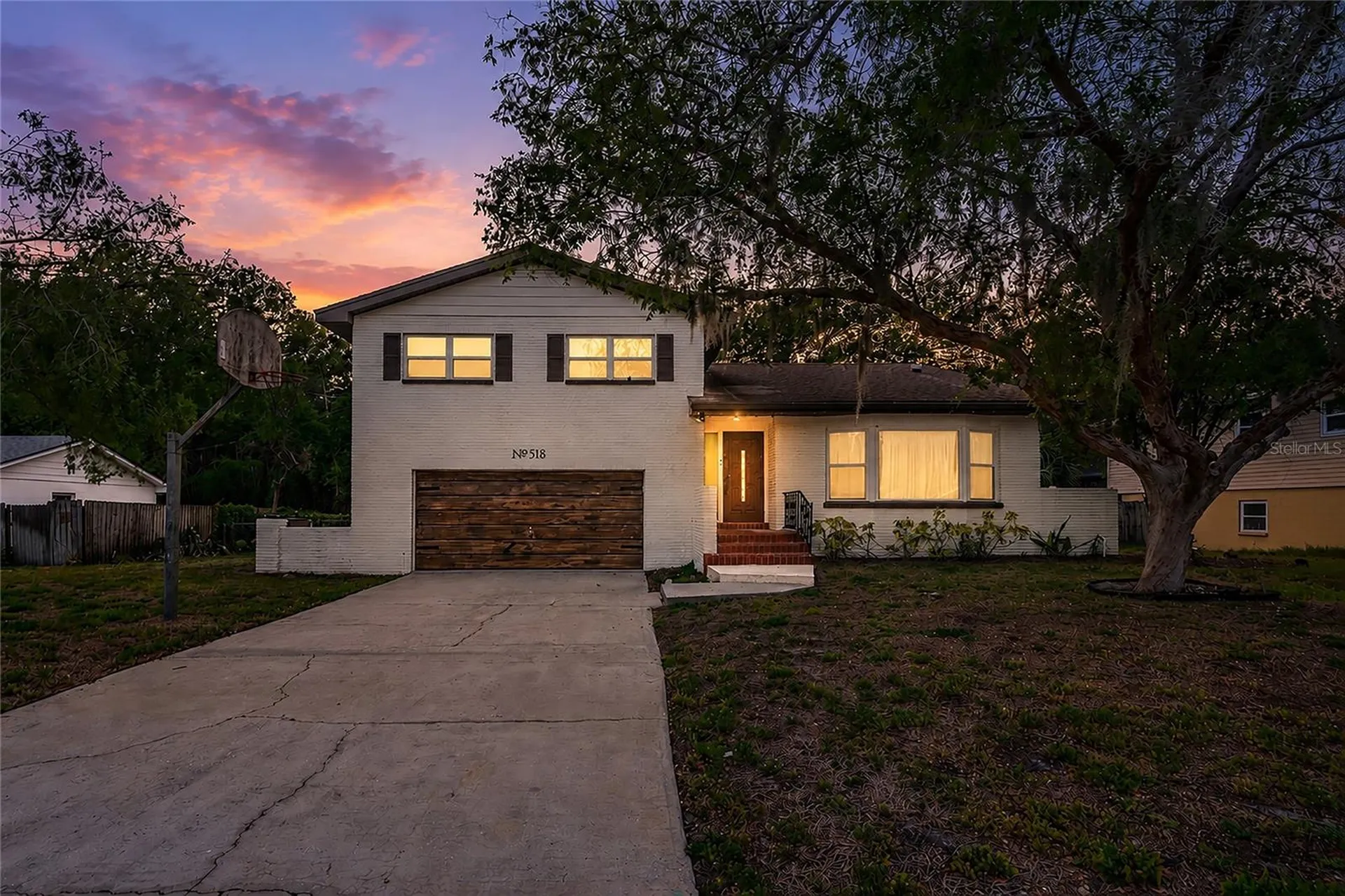 518 Crestover Drive Tampa FL 33617