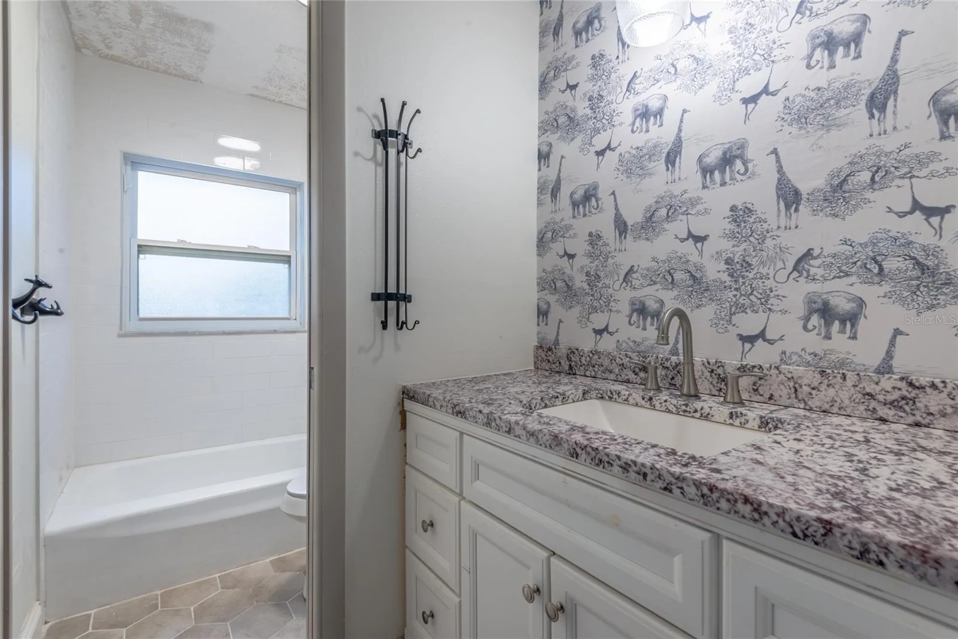 518 Crestover Drive Tampa FL 33617