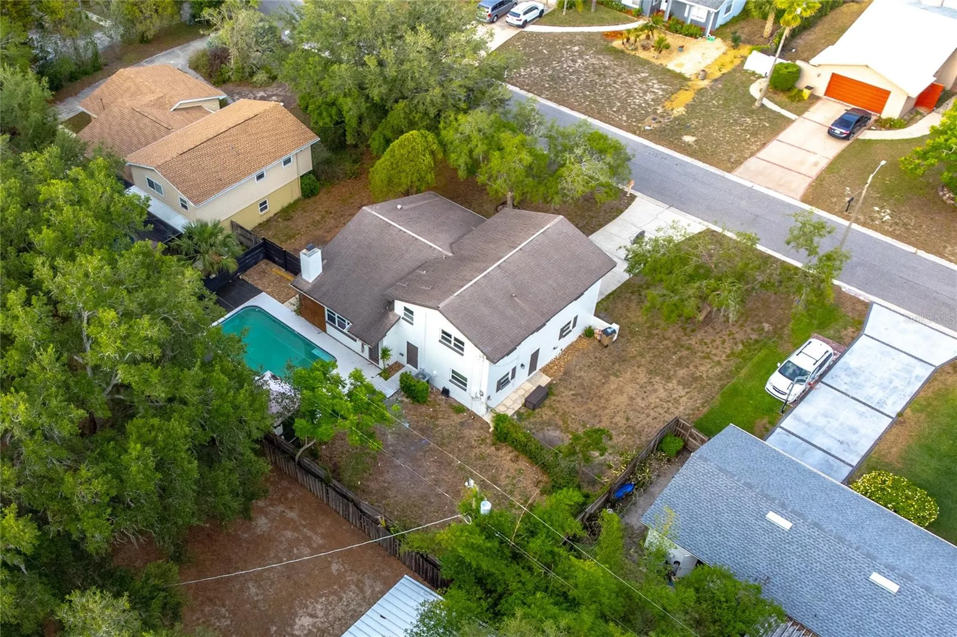 518 Crestover Drive Tampa FL 33617