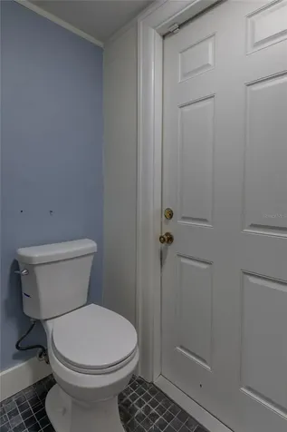 518 Crestover Drive Tampa FL 33617