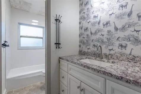 518 Crestover Drive Tampa FL 33617