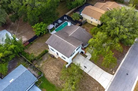 518 Crestover Drive Tampa FL 33617