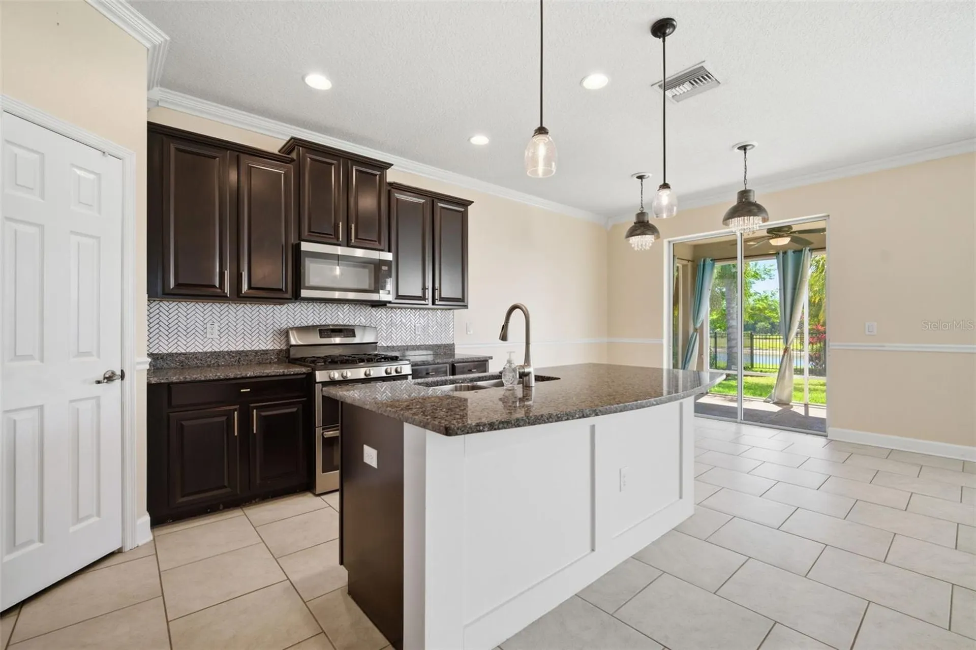 6926 Old Benton Drive Apollo Beach FL 33572